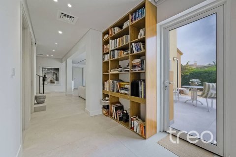 Müüa villa asukohaga Arabian Ranches, Dubai, AÜE: 4 magamistoaga, 272.76 m² Nr 753644 - pilt 13