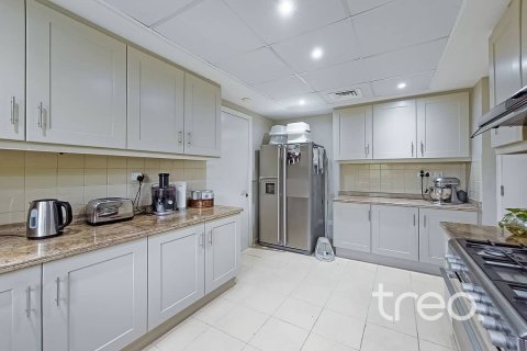 Müüa villa asukohaga Arabian Ranches, Dubai, AÜE: 4 magamistoaga, 272.76 m² Nr 753644 - pilt 11