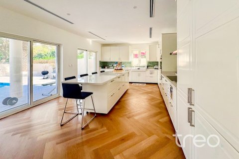 Villa til salg i The Villa, Dubai, UAE 5 soveværelser, 342.63 kvm № 753642 - foto 5