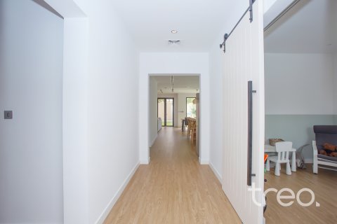 Villa en venta en Arabian Ranches 2, Dubai, EAU 4 dormitorios, 296.92 m2 № 753641 - foto 5