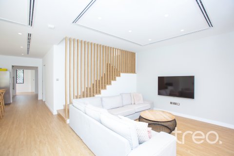 Villa en venta en Arabian Ranches 2, Dubai, EAU 4 dormitorios, 296.92 m2 № 753641 - foto 12