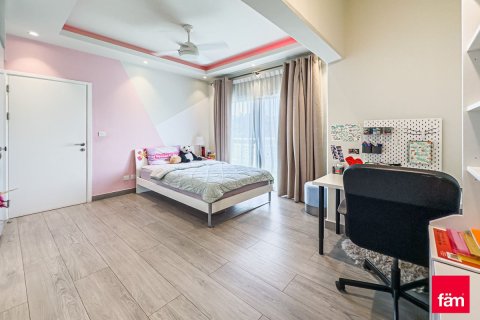 Üürile anda villa asukohaga Dubai, AÜE: 4 magamistoaga, 560.4 m² Nr 710683 - pilt 16