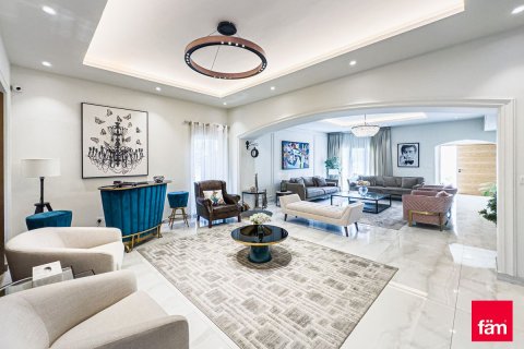 Üürile anda villa asukohaga Dubai, AÜE: 4 magamistoaga, 560.4 m² Nr 710683 - pilt 4