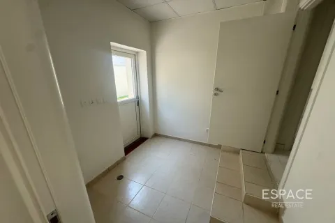 וילה להשכרה ב Meadows, Dubai, איחוד האמירויות  5 חדרי שינה, 369 מ"ר, מספר 650080 - תמונה 10