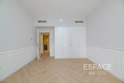 Apartmen di Jumeirah Beach Residence, Dubai, UAE 4 bilik tidur, 252 meter persegi № 650079 - foto 13
