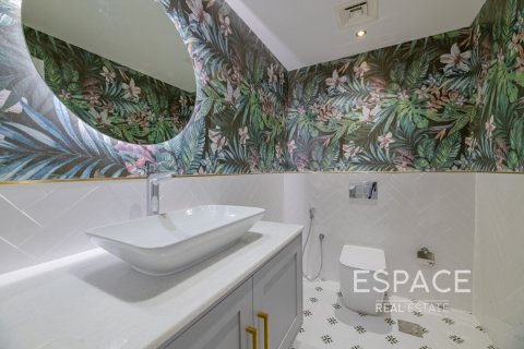 Apartmen di Jumeirah Beach Residence, Dubai, UAE 4 bilik tidur, 252 meter persegi № 650079 - foto 16