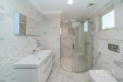 Villa zur Miete in Jumeirah Islands, Dubai, VAE 4 Schlafzimmer, 481 m2 Nr. 650082 - Foto 17