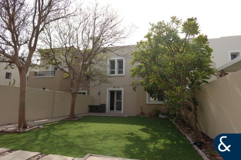 Villa itt: Arabian Ranches, Dubai, EAE, 3 hálószoba, 272 m², azonosító: 668245 - fénykép 1