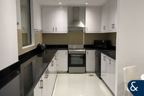 Appartement te huur in Jumeirah Beach Residence, Dubai, VAE 2 slaapkamers, 101 vr.m., nr 668242 - foto 14