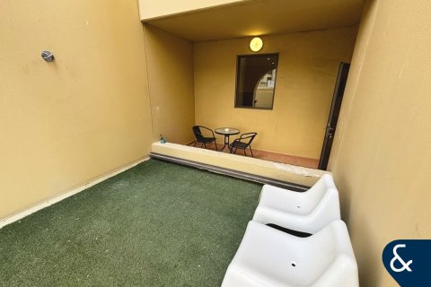 Appartement te huur in Jumeirah Beach Residence, Dubai, VAE 2 slaapkamers, 101 vr.m., nr 668242 - foto 4