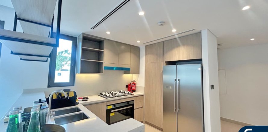 Σπίτι σε Tilal Al Ghaf, Dubai, ΗΑΕ 3 υπνοδωμάτια, 203 τ.μ. Αρ. 668240