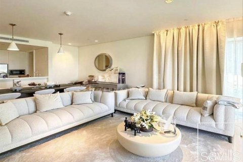 Apartamento en venta en The Hills, Dubai, EAU 2 dormitorios, 141.68 m2 № 755169 - foto 2