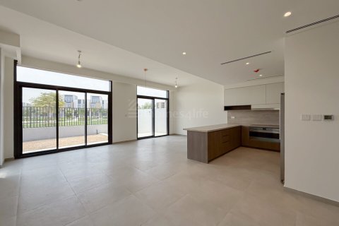Radový dom v Mudon, Dubai, SAE 4 spálne, 229 m2 č. 682478 - Fotografia 6
