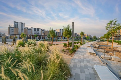 Radový dom v Mudon, Dubai, SAE 4 spálne, 229 m2 č. 682478 - Fotografia 5