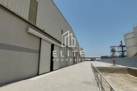 Skladište u gradu Sharjah, UAE 15121 m2 Br. 619930 - Slika 5
