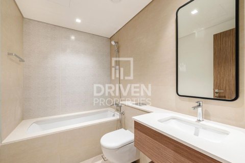 Apartamento para arrendamento em Mina Rashid, Dubai, EAU 2 quartos, 122 m2 № 683974 - foto 10