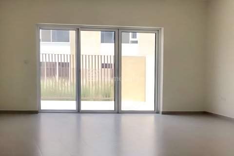 Apartment in Dubai, UAE 3 bedrooms, 206 sq.m. № 707556 - photo 9