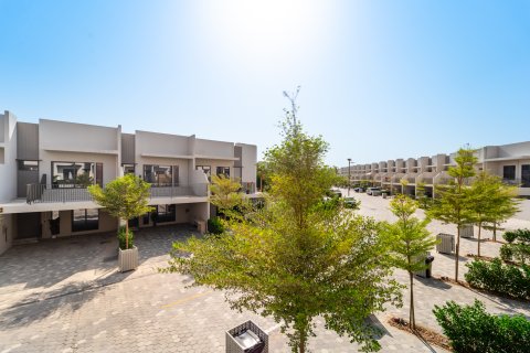 Dubai, BAE’de satılık sıra ev 2 yatak odası, 170 m² No 700143 - fotoğraf 16