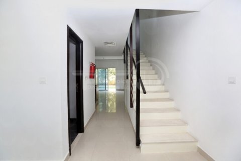 Vila v Al Reef, Abu Dhabi, SAE 2 spálne, 170.1 m2 č. 731336 - Fotografia 8