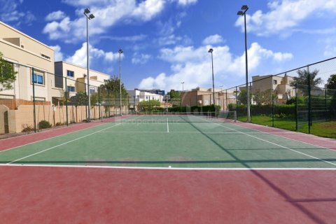 Vila v Al Reef, Abu Dhabi, SAE 2 spálne, 170.1 m2 č. 731336 - Fotografia 14