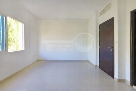 Vila v Al Reef, Abu Dhabi, SAE 2 spálne, 170.1 m2 č. 731336 - Fotografia 6