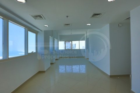 Apartmen di Al Reem Island, Abu Dhabi, UAE 2 bilik tidur, 142.2 meter persegi № 731305 - foto 15