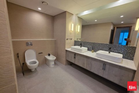Appartamento in affitto a Palm Jumeirah, Dubai, EAU 2 camere da letto, 179.8 mq. № 718187 - foto 11