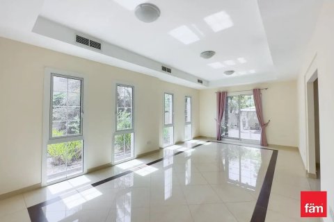 Villa in affitto a Dubai, EAU 4 camere da letto, 638.5 mq. № 723055 - foto 10