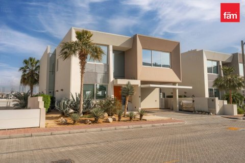 Vilă în Palm Jumeirah, Dubai, EAU 5 dormitoare, 630.7 mp. №701438