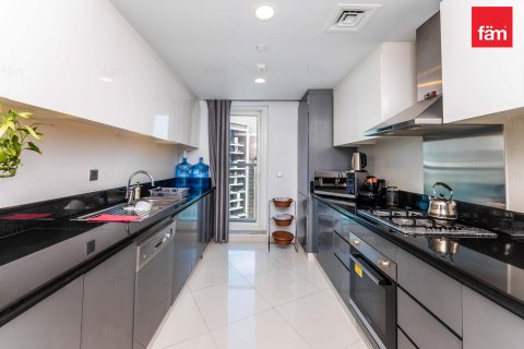 Apartmen di Business Bay, Dubai, UAE 1 bilik tidur, 90.7 meter persegi № 691327 - foto 12