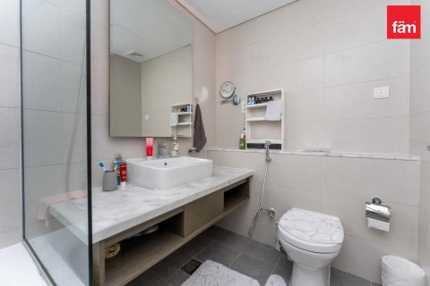 Apartmen di Business Bay, Dubai, UAE 1 bilik tidur, 90.7 meter persegi № 691327 - foto 18