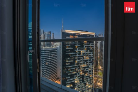 Apartmen di Business Bay, Dubai, UAE 1 bilik tidur, 90.7 meter persegi № 691327 - foto 22