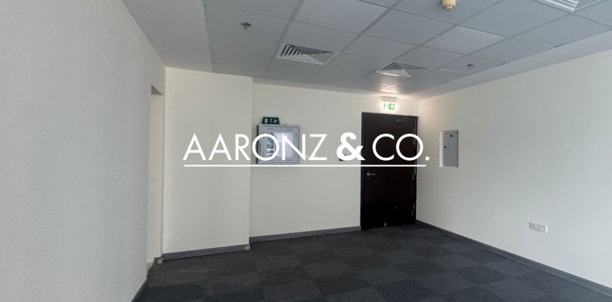 Ufficio a Business Bay, Dubai, EAU 76 mq. № 679716