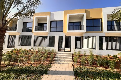 Townhouse in Mina Al Arab, Ras Al Khaimah, UAE 3 bedrooms, 238 sq.m. № 656331 - photo 17