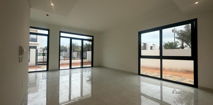 Townhouse in Mina Al Arab, Ras Al Khaimah, UAE 3 bedrooms, 238 sq.m. № 656331