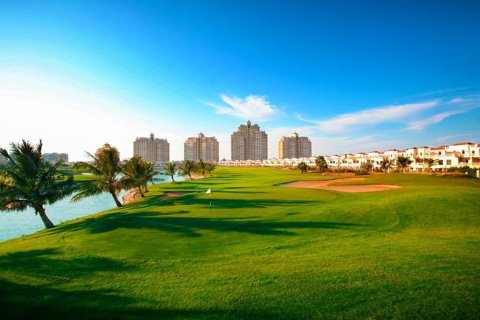 Apartmán v Al Hamra Village, Ras Al Khaimah, SAE 2 spálne, 125 m2 č. 656333 - Fotografia 1