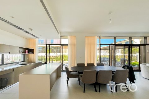 Villa til salg i Al Furjan, Dubai, UAE 4 soveværelser, 442.22 kvm № 741034 - foto 4
