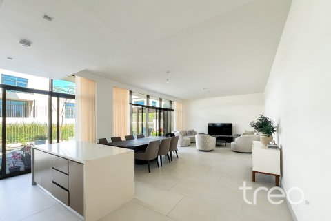 Villa til salg i Al Furjan, Dubai, UAE 4 soveværelser, 442.22 kvm № 741034 - foto 8