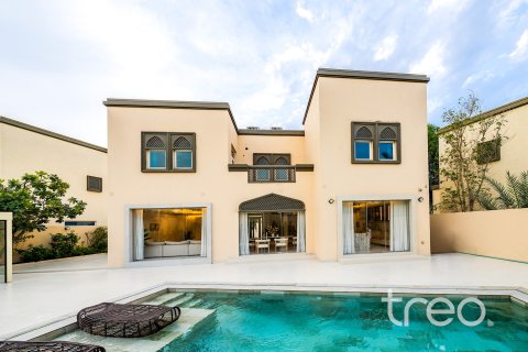 Vila v Jumeirah Park, Dubai, SAE 3 ložnice, 306.58 m² Č.: 741032 - fotografie 2