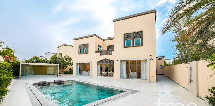Vila v Jumeirah Park, Dubai, SAE 3 ložnice, 306.58 m² Č.: 741032