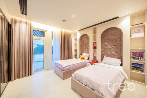 Vila v Jumeirah Park, Dubai, SAE 3 ložnice, 306.58 m² Č.: 741032 - fotografie 17