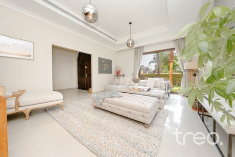 Arabian Ranches 2、Dubai、UAE にあるヴィラ販売中 4ベッドルーム、400.32 m2、No741033 - 写真 16