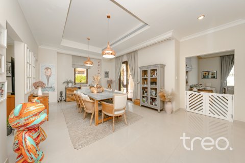 Arabian Ranches 2、Dubai、UAE にあるヴィラ販売中 4ベッドルーム、400.32 m2、No741033 - 写真 4