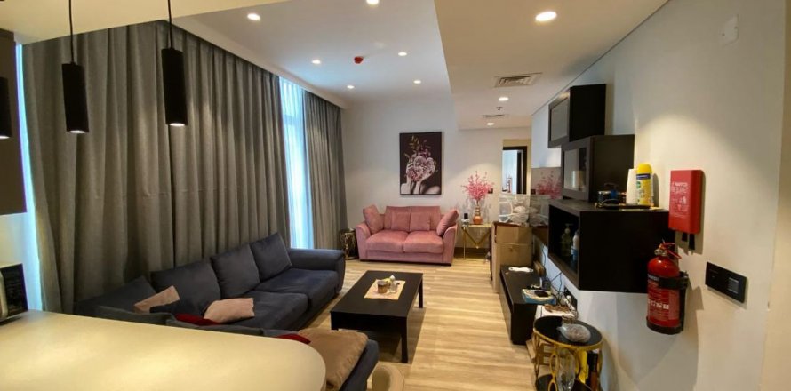 Apartment in Dubai, UAE 2 bedrooms, 142 sq.m. № 621368