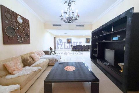 آپارتمان برای فروش در  Al Hamra Village، Ras Al Khaimah، امارات متحده عربی  2 خوابه ، 117.3 متر مربع ، شماره 709469 - تصویر 4