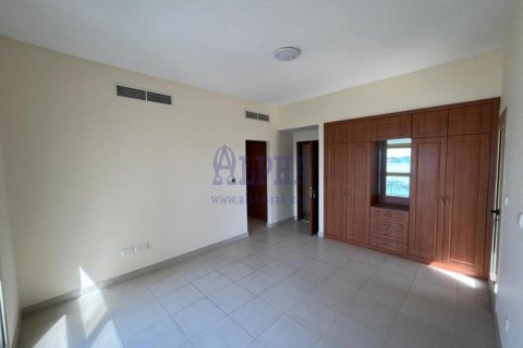 Apartment in Al Hamra Village, Ras Al Khaimah, UAE 3 bedrooms, 223 sq.m. № 709468 - photo 7