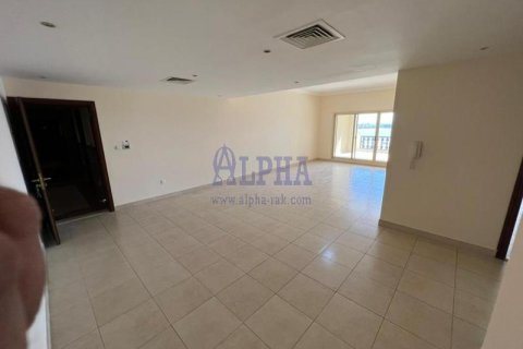 Apartment in Al Hamra Village, Ras Al Khaimah, UAE 3 bedrooms, 223 sq.m. № 709468 - photo 4