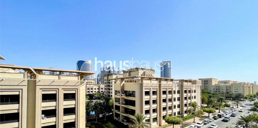 Квартира в The Views, Дубай, ОАЕ 1 спальня, 75м2 № 626713