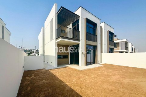 טאונהאוס להשכרה ב Al Furjan, Dubai, איחוד האמירויות  4 חדרי שינה, 359 מ"ר, מספר 626712 - תמונה 2