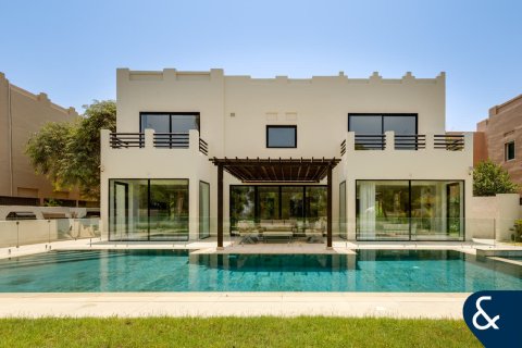 ویلا برای فروش در  The Lakes، Dubai، امارات متحده عربی  6 خوابه ، 692 متر مربع ، شماره 671244 - تصویر 2